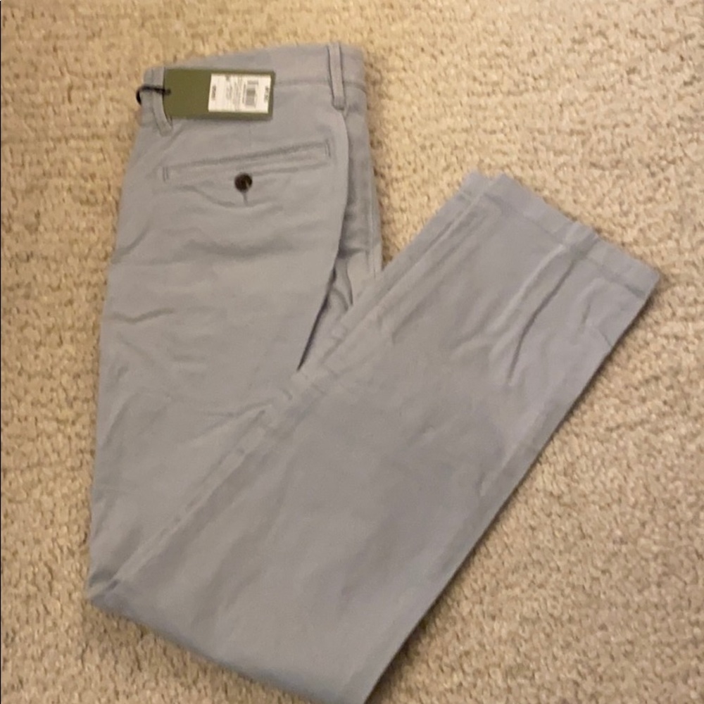 Goodfellow Chinos